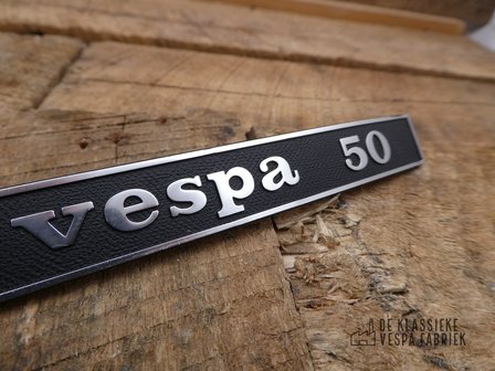 Logo Vespa 50 V50