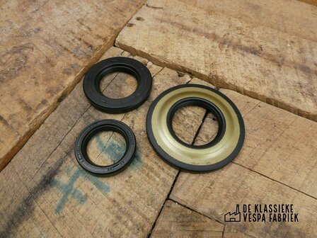 Keerringset motorblok o.a. GTR/TS/Sprint/Rally/P125/P150/P200