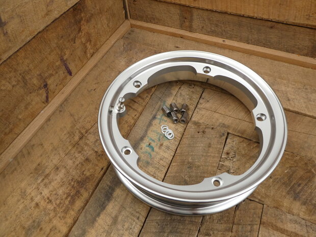 VMC Tubeless 2.10x10